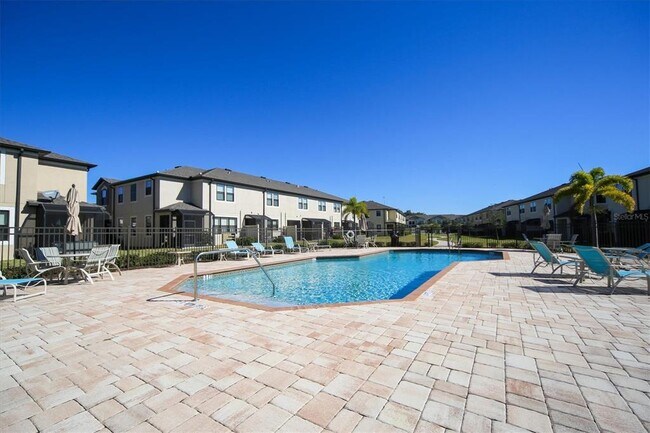 Building Photo - 7826 52nd Terrace E