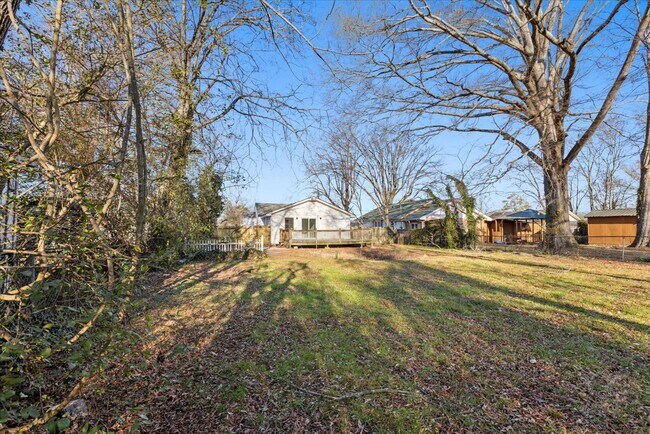 Building Photo - Newly renovated 2bed 2bath for rent!