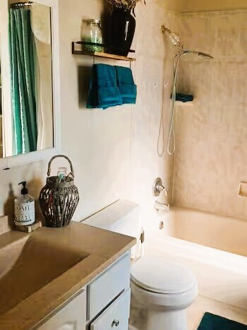 Building Photo - 13625 E Yale Ave