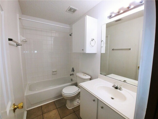 Building Photo - 1436 Brandywine Ln