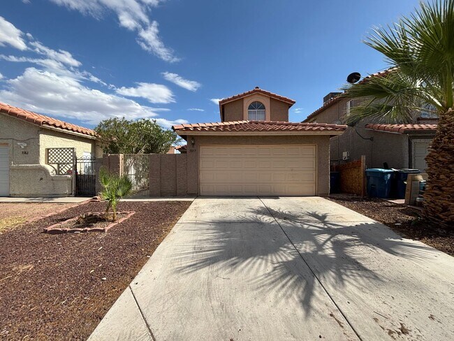 Building Photo - Cute 3Bed/2Bath, 2-Story Home located in t...