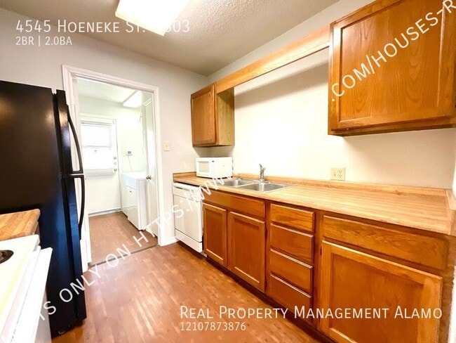 Building Photo - 4545 Hoeneke Dr