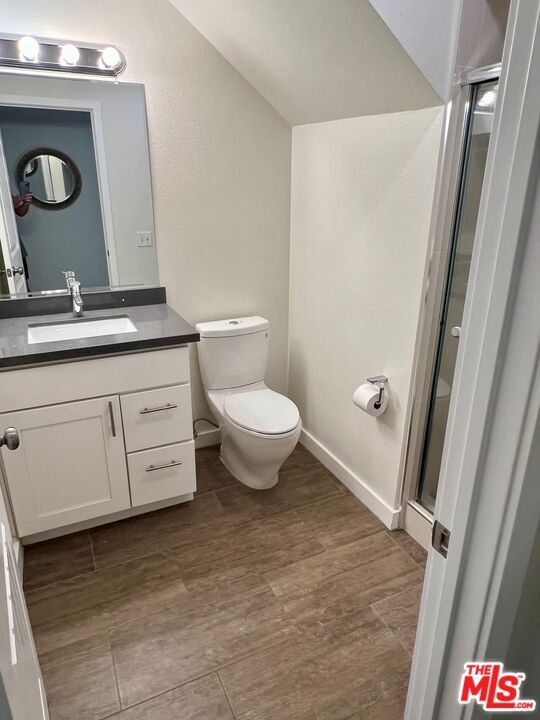 Building Photo - 1580 Palisades Dr