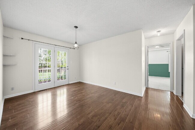 Building Photo - Charming 3-Bedroom Home with 2 Full Baths Ranch, Fenced in backyard with Storage Shed - Your Perf...