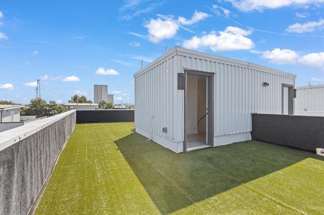 Building Photo - 4210 Delano Pl