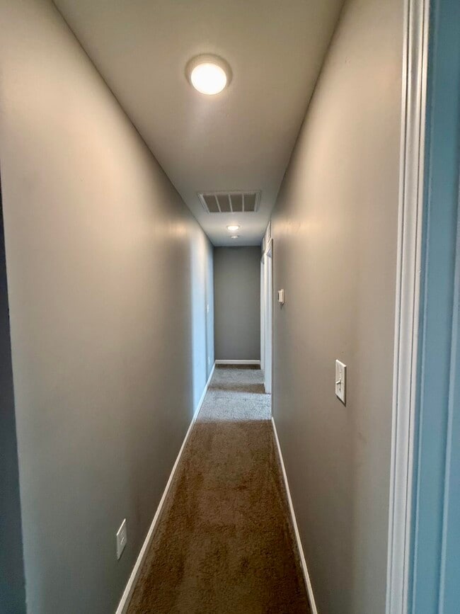 Building Photo - 2704 Hailey Rose Way