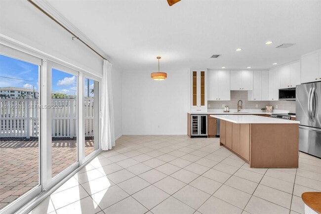 Building Photo - 2867 SW 125th Ave