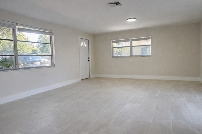 Building Photo - Beautifully Fully Remodeled 3-Bedroom Home with Carport, Indoor Laundry & Huge Fenced Yard!