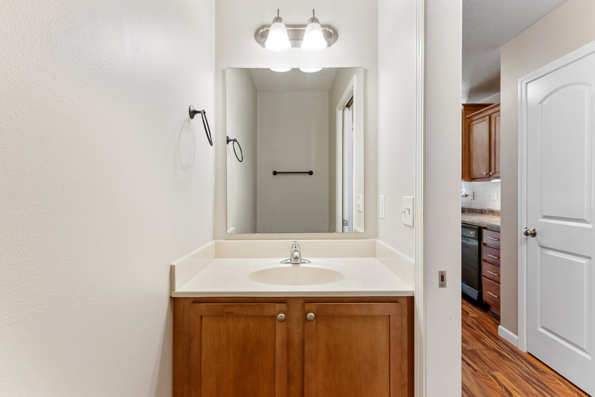 Building Photo - 1593 Burr Dr