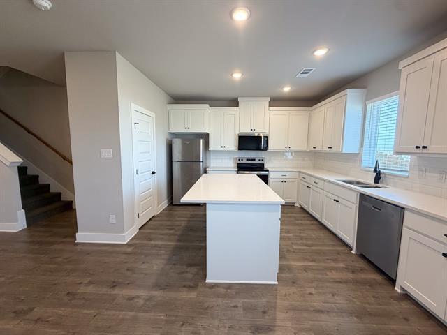 Building Photo - 933 Cooksey Ct