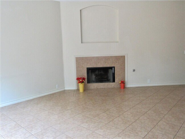 Building Photo - 2808 Red Ivy Cove