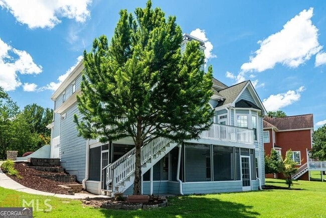 Building Photo - 225 Heritage Lake Dr