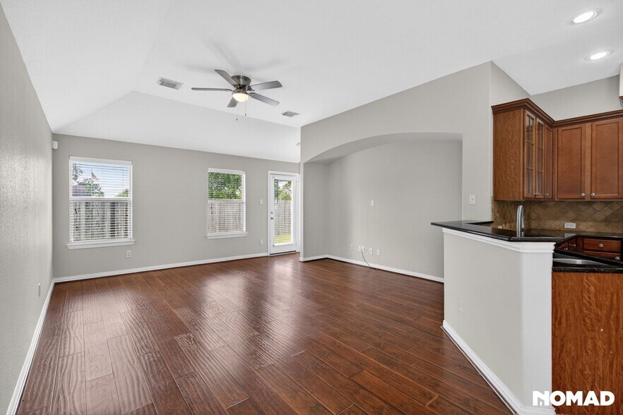 Building Photo - 6504 Patridge Dr