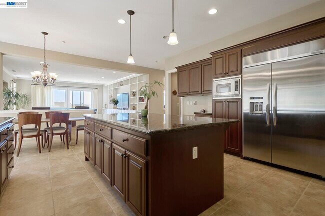 Building Photo - 3272 Ashbourne Cir