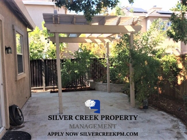 Building Photo - Gorgeous Pleasanton Home across Mohr Eleme...