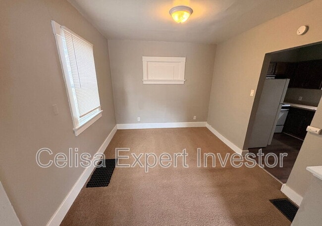 Building Photo - 3609 S Harrison St