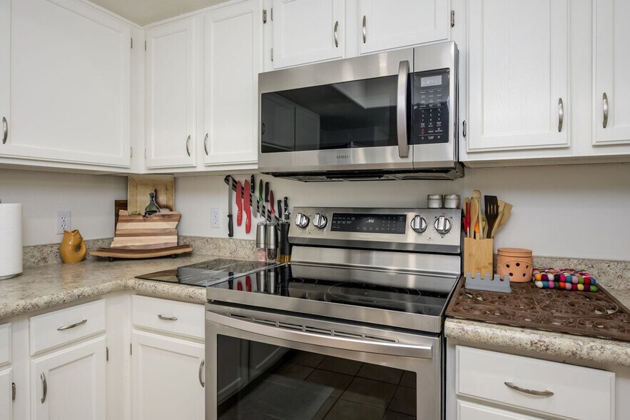 Building Photo - 9455 E Purdue Ave