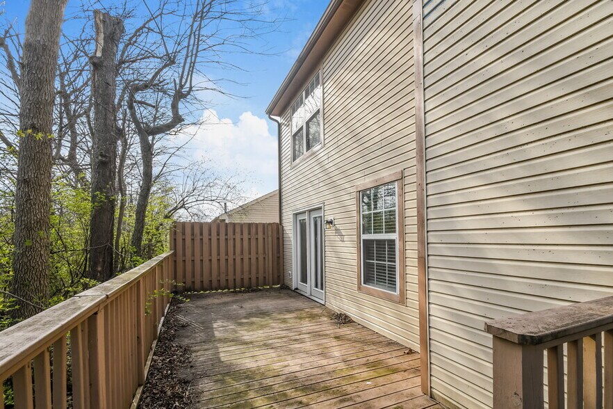 Building Photo - 5223 Pin Oak Dr