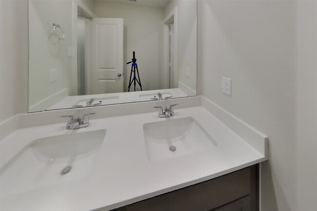 Building Photo - 22616 Terrazzo Dr