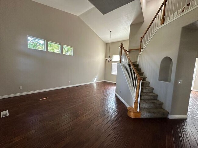 Building Photo - 9779 Thunder Mountain Way