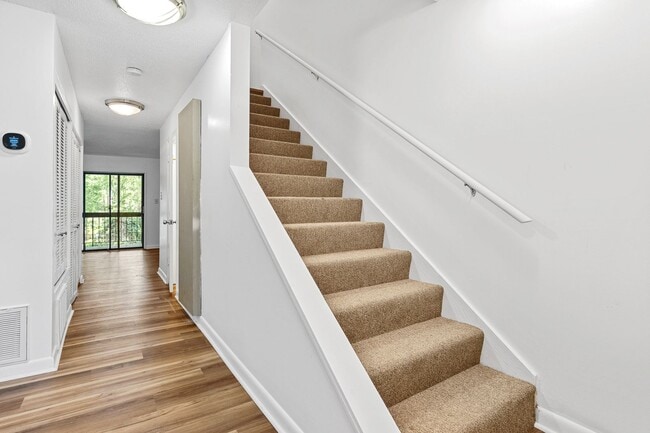 Building Photo - 3506 Prestwick Dr