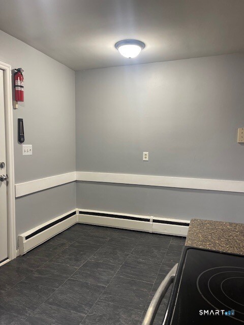 Building Photo - 16 Bluff Rd