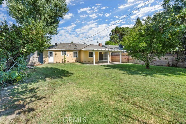 Building Photo - 7721 Oakdale Ave