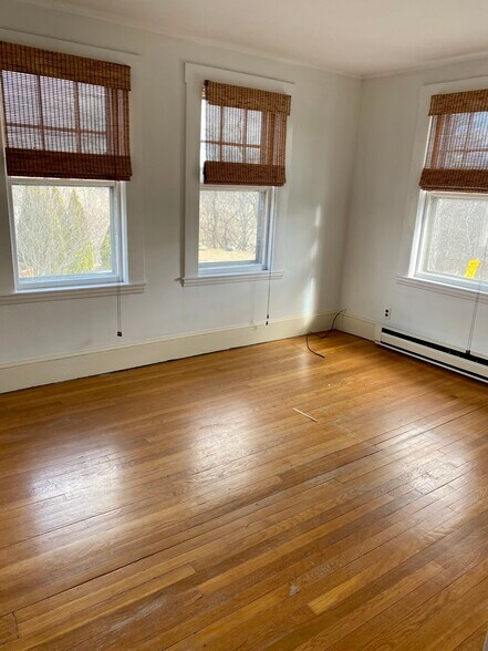 Building Photo - 37 Arlington St