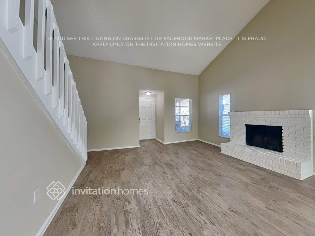 Building Photo - 546 Lake Dexter Blvd