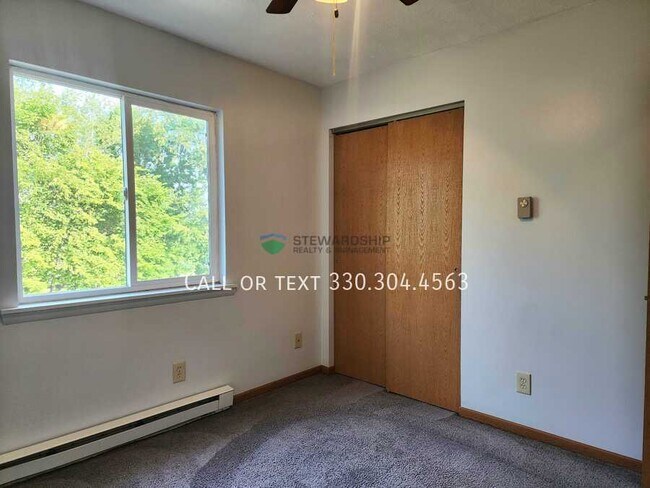 Building Photo - 7277 Stuhldreher St NW