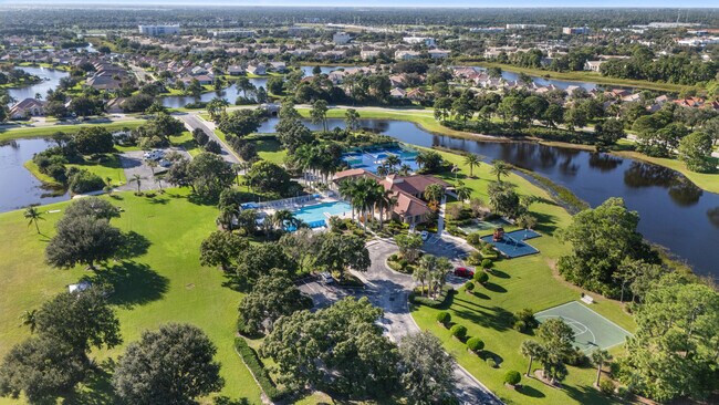 Building Photo - 700 SW Great Exuma Cove