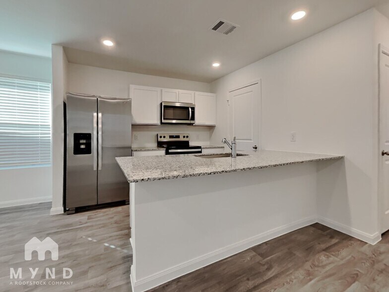 Building Photo - 12015 William Trails Cir