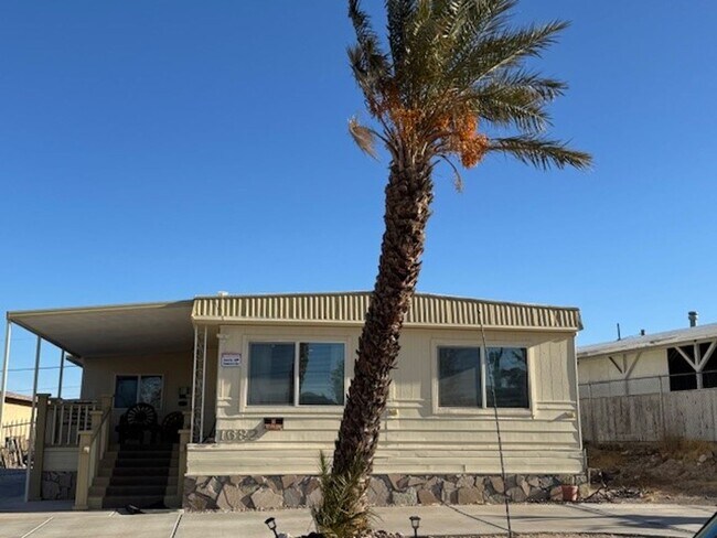 Building Photo - 3 BR 2 bath Furnished home Utilities Inclu...
