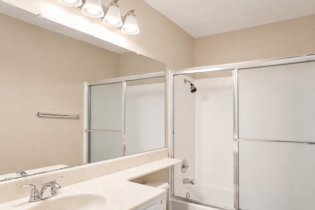 Building Photo - Amazing Spacious Home in Fremont w/Bonus Loft - Ardenwood!