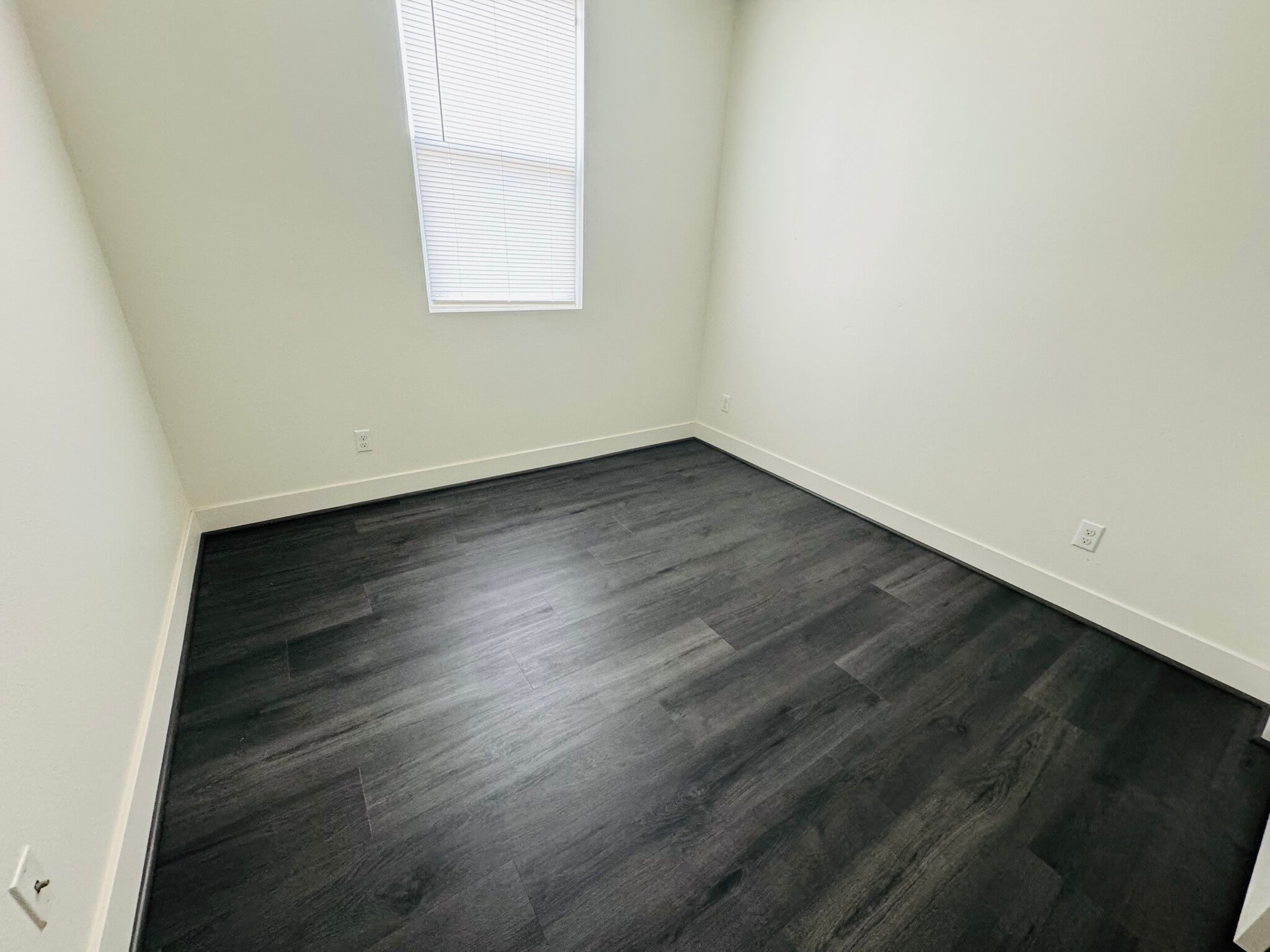 Building Photo - 1266 N Harbor Blvd