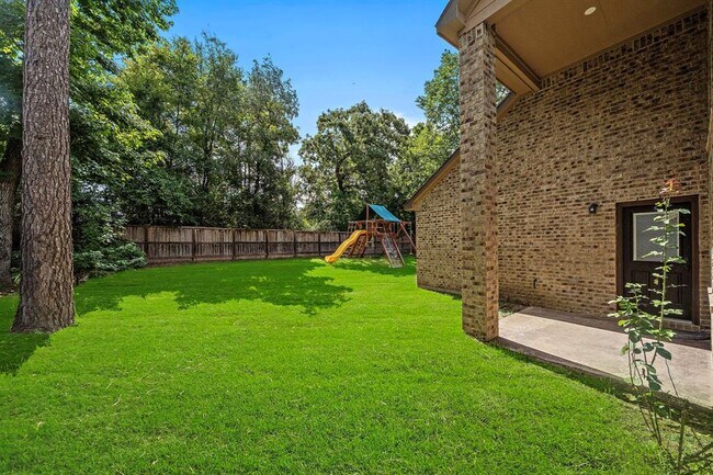 Building Photo - 119 Red Eagle Ct