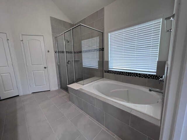 Building Photo - 14147 Little River Dr
