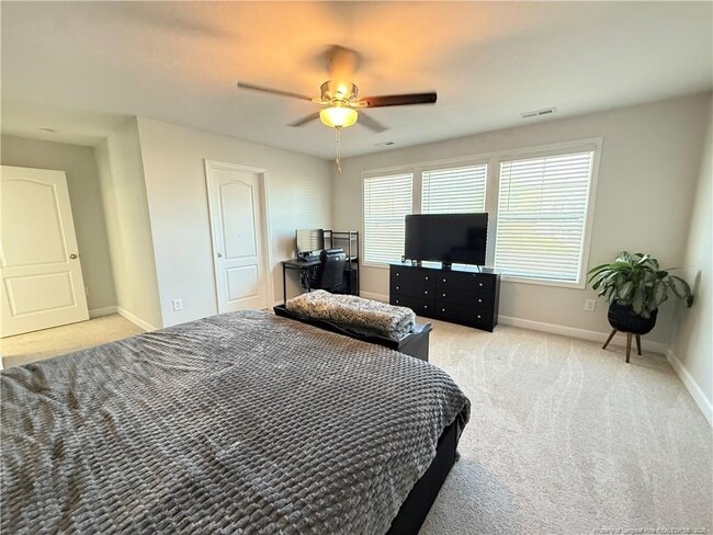 Building Photo - 39 Princelet Pt