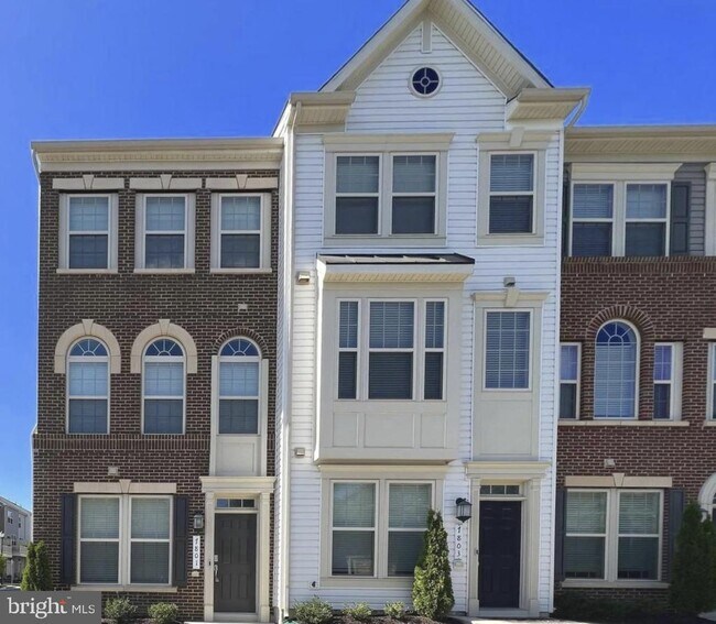 Building Photo - 7801 Rosella Ln