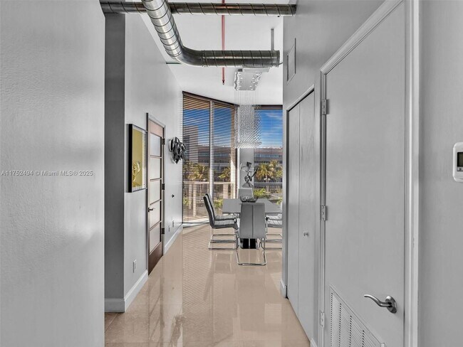 Building Photo - 3029 NE 188th St