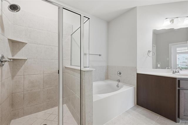 Building Photo - 3916 Trenton Pl