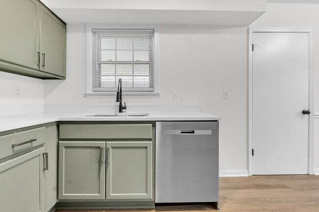 Building Photo - 8493 Cedarbrush Dr