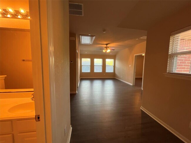 Building Photo - 13108 Shallow Falls Ln