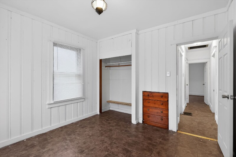 Building Photo - 830 N 83rd St