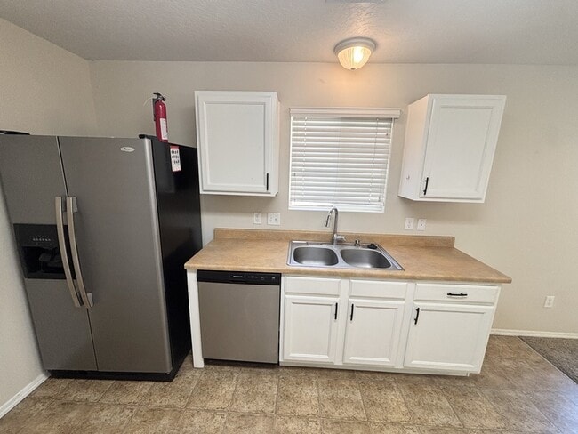 Building Photo - 432 S 1230 W