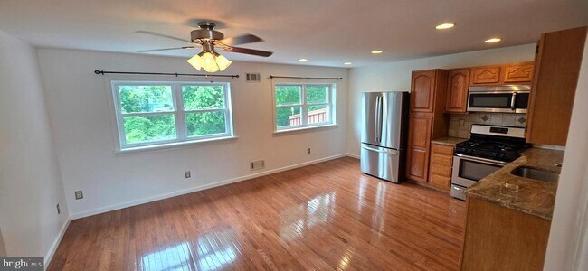 Building Photo - 12518 Fedor Pl