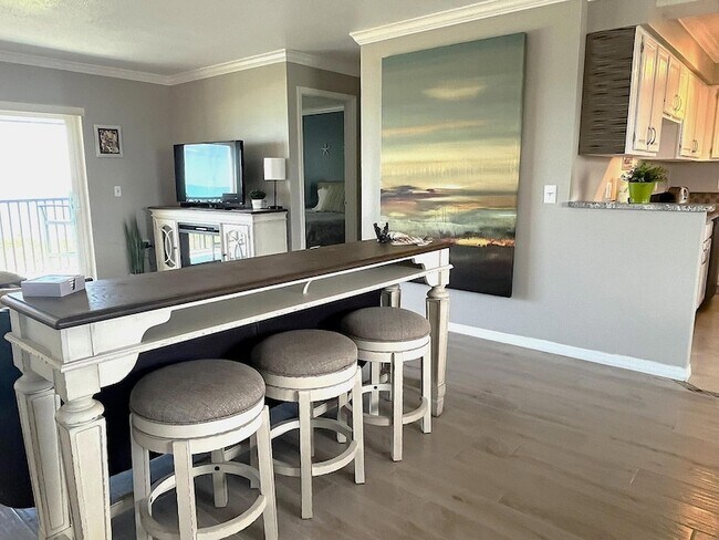 Building Photo - 2975 Jimmy Buffett Mem Hwy