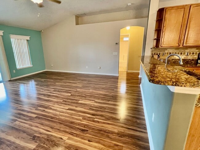 Building Photo - 3037 Captiva Bluff Cir