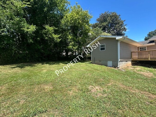 Building Photo - 9119 Westminister Cir Dr