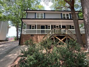 Building Photo - Recently Remodeled 3BD, 2.5BA Raleigh Town...